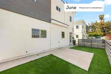 4 BR in Los Angeles