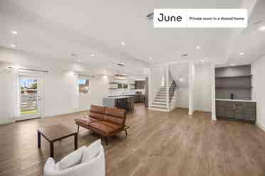 4 BR in Los Angeles