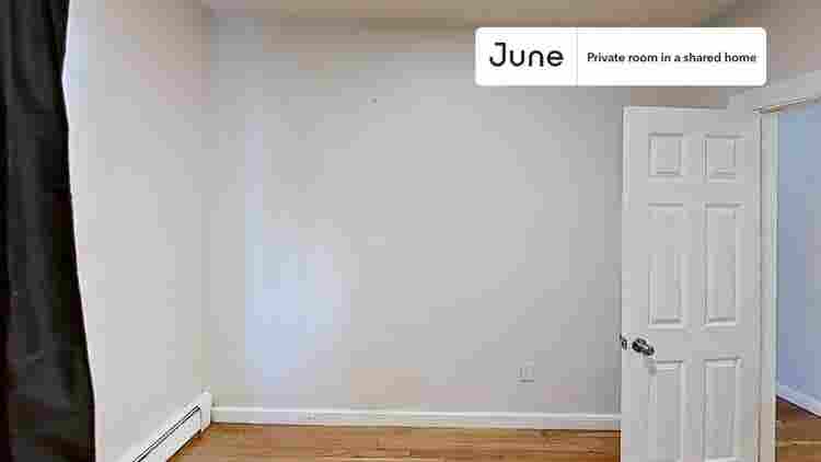 4 BR in Boston