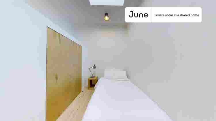 6 BR in New York City