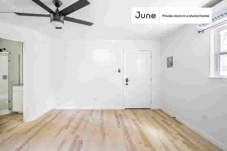 6 BR in New York City