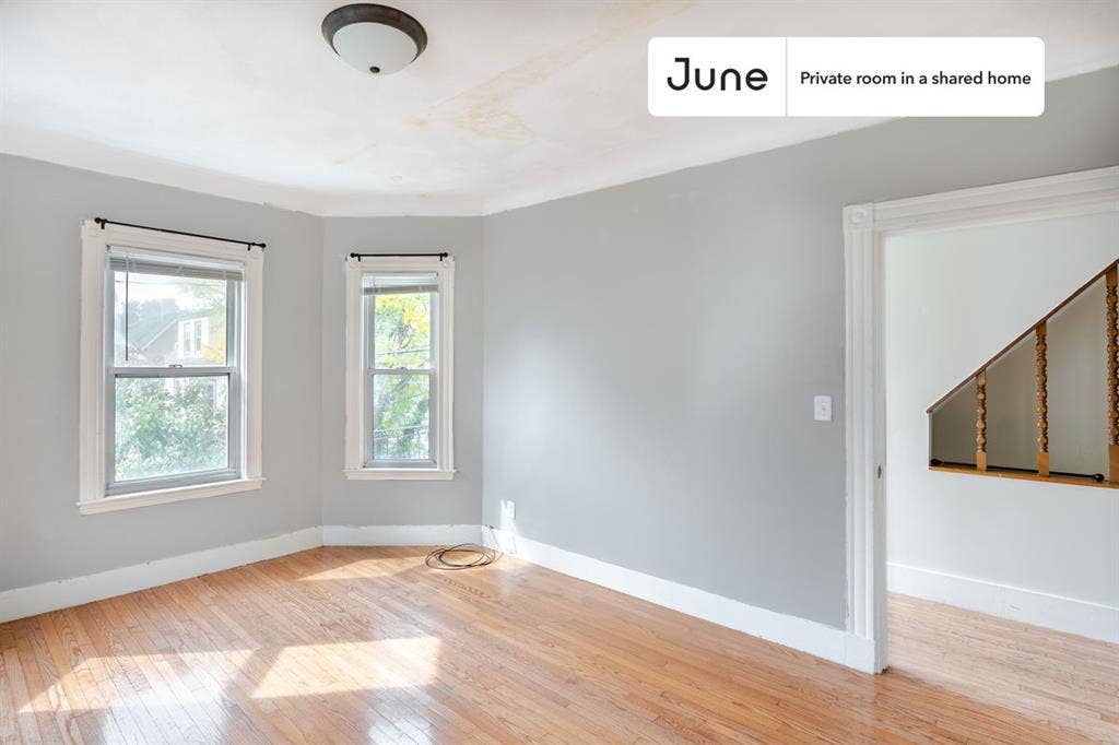6 BR in Boston