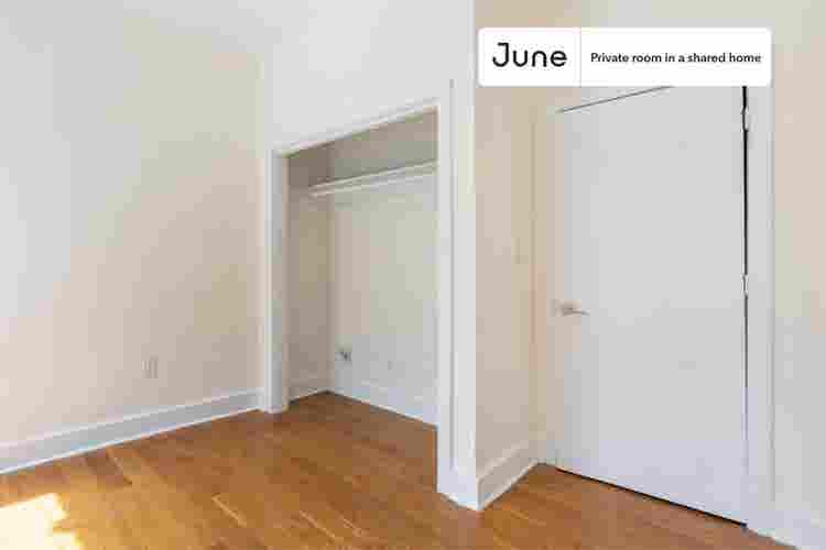 2 BR in New York City