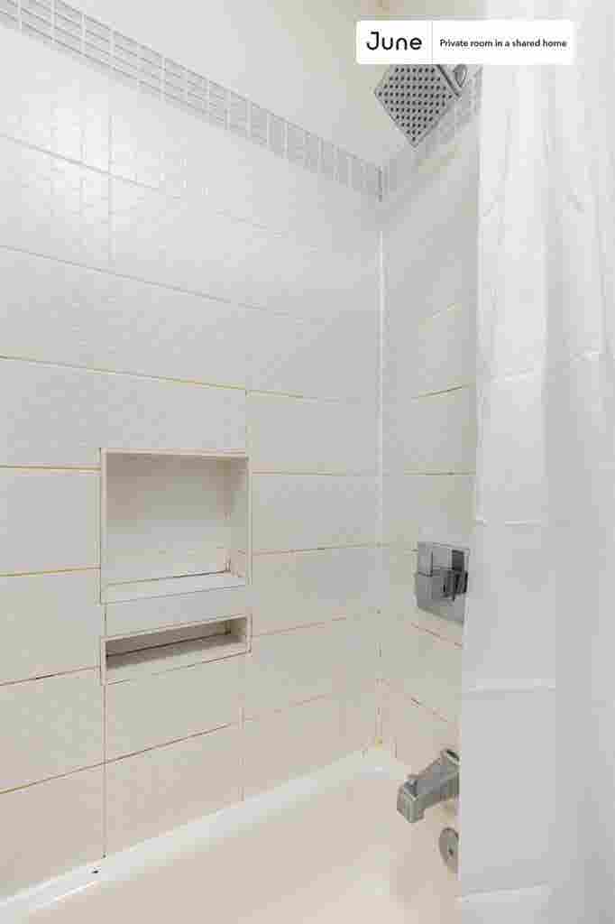 2 BR in New York City