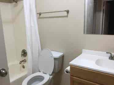 Rooms avail  Price/Main Mesa