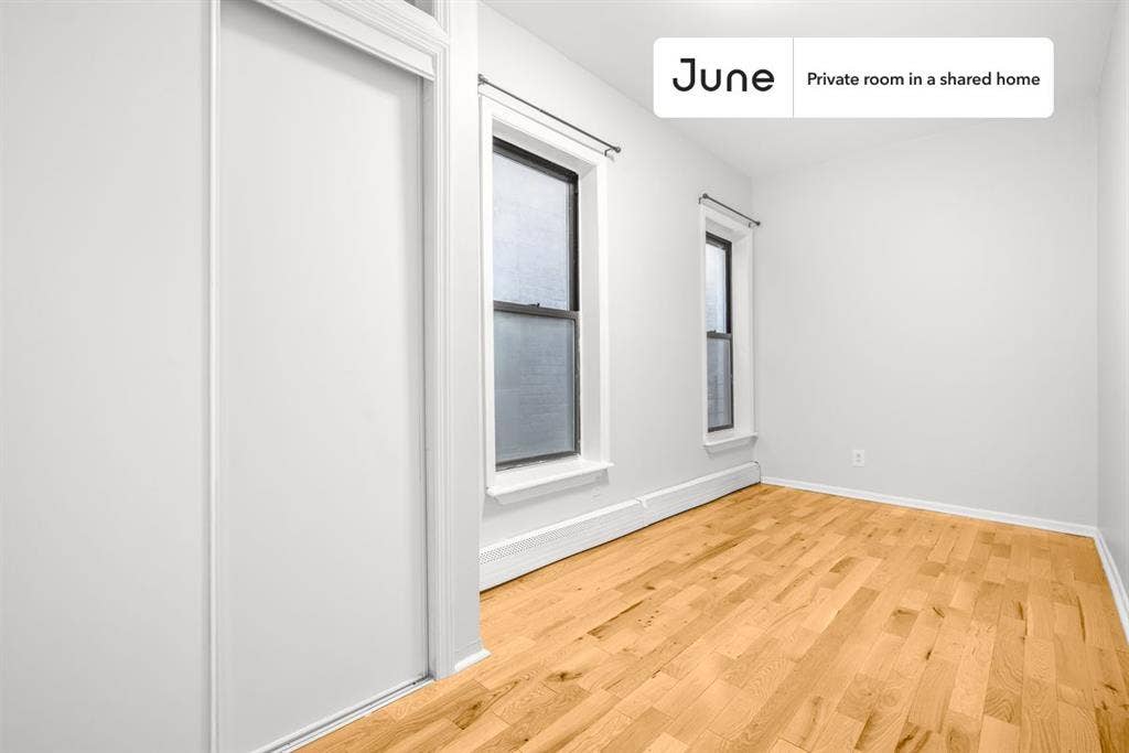 2 BR in New York City