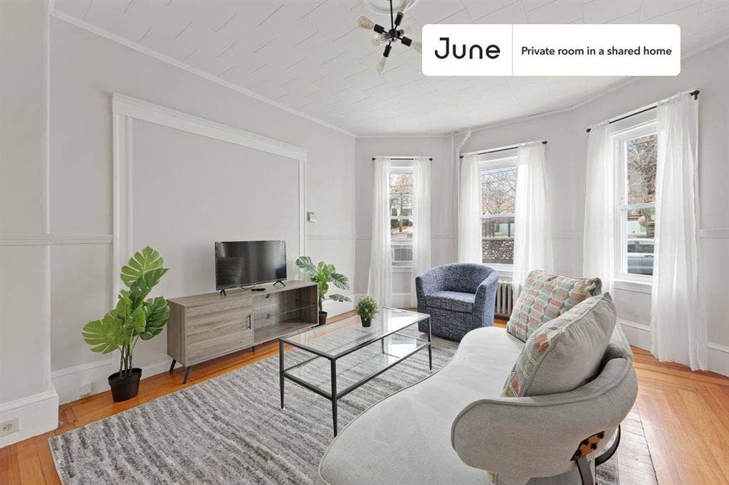 3 BR in Boston