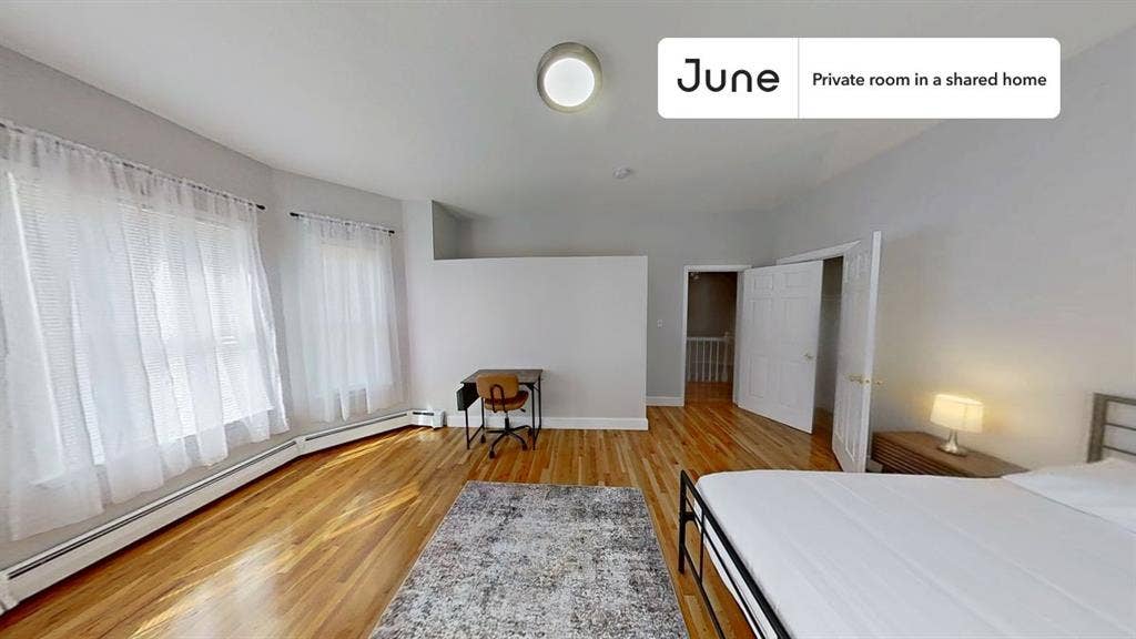 3 BR in Boston