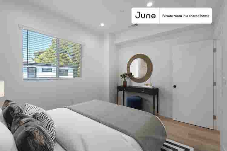 4 BR in Los Angeles