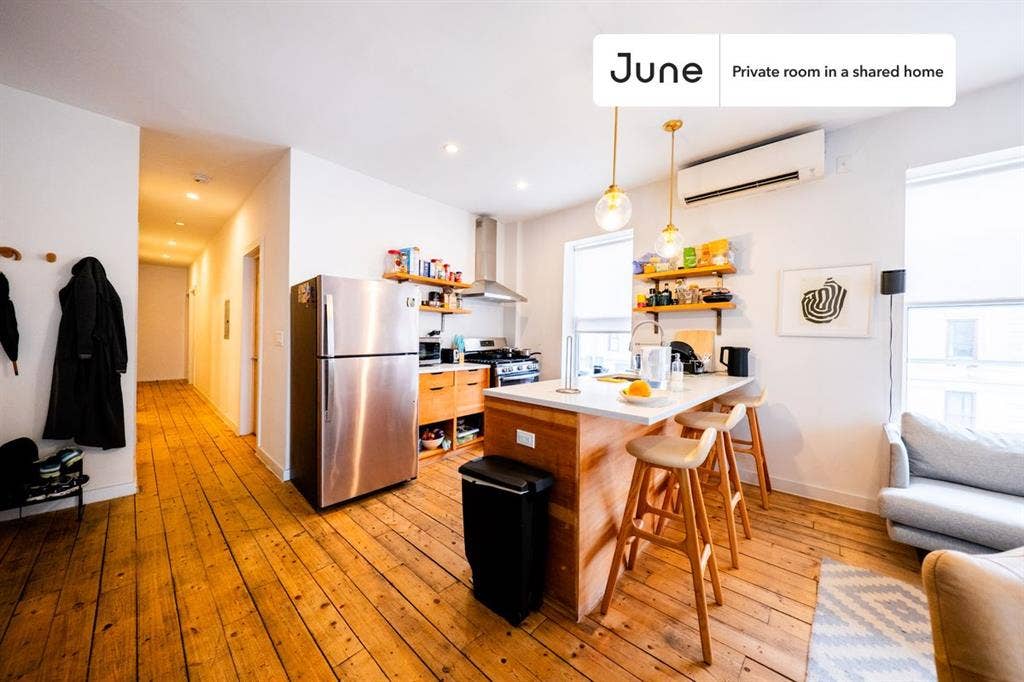 4 BR in New York City