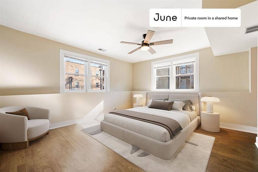4 BR in Chicago