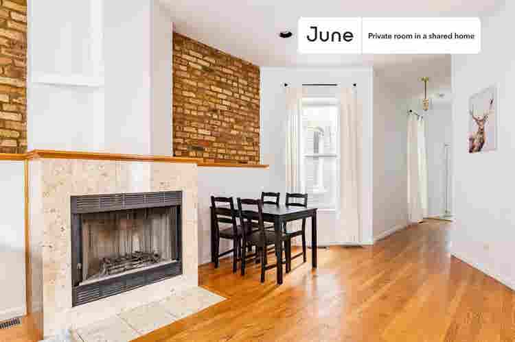 4 BR in Chicago