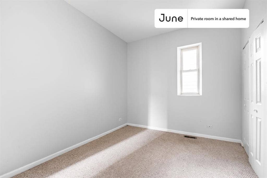 4 BR in Chicago