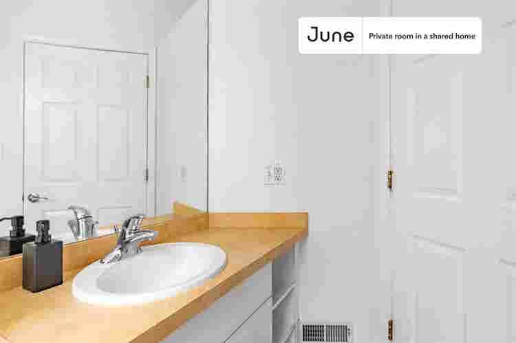 4 BR in Chicago