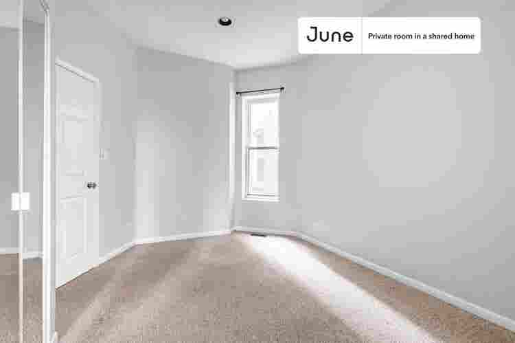 4 BR in Chicago