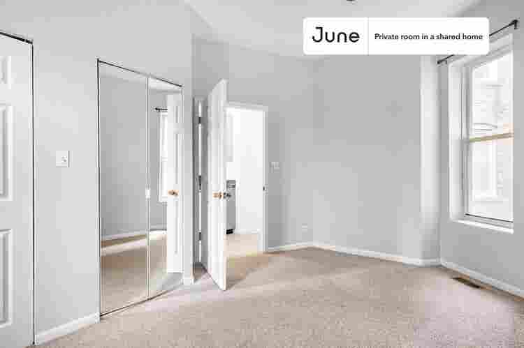 4 BR in Chicago
