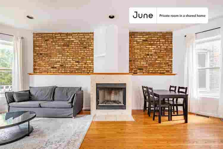 4 BR in Chicago