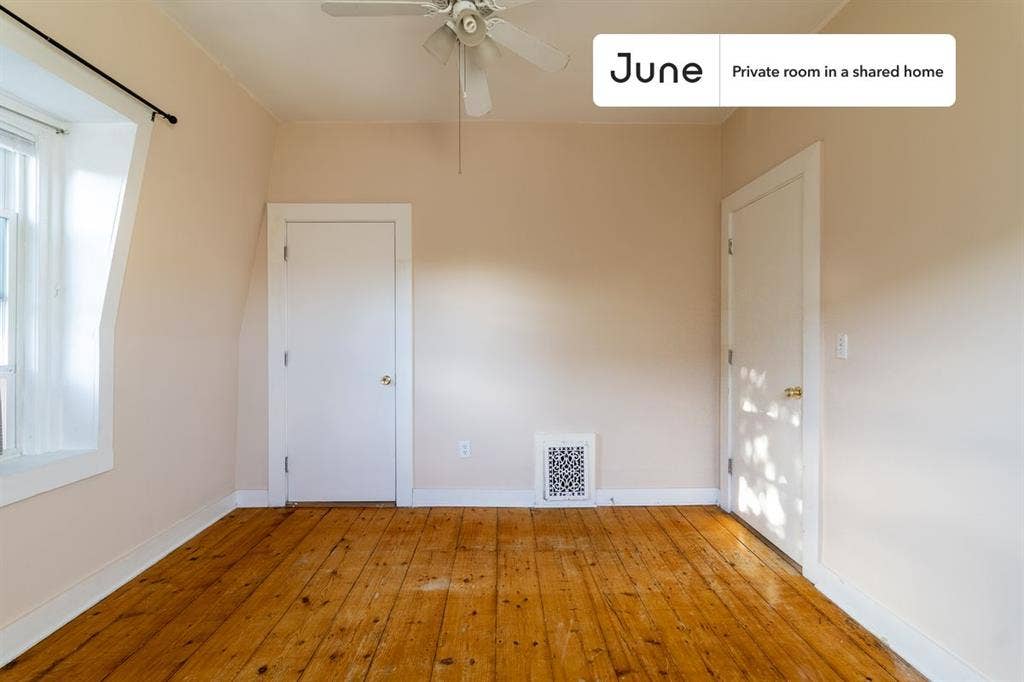 2 BR in Boston