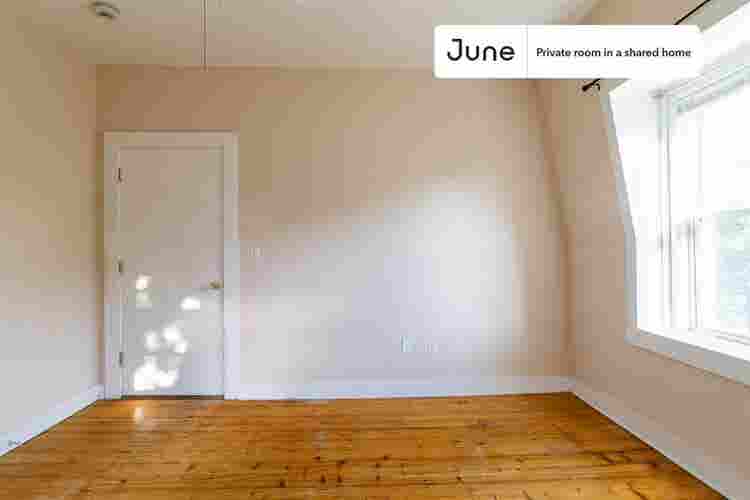 2 BR in Boston
