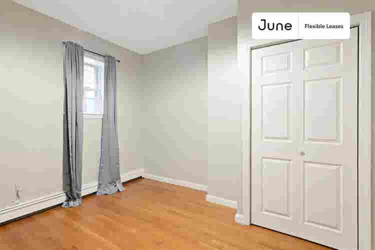 1 BR in Boston