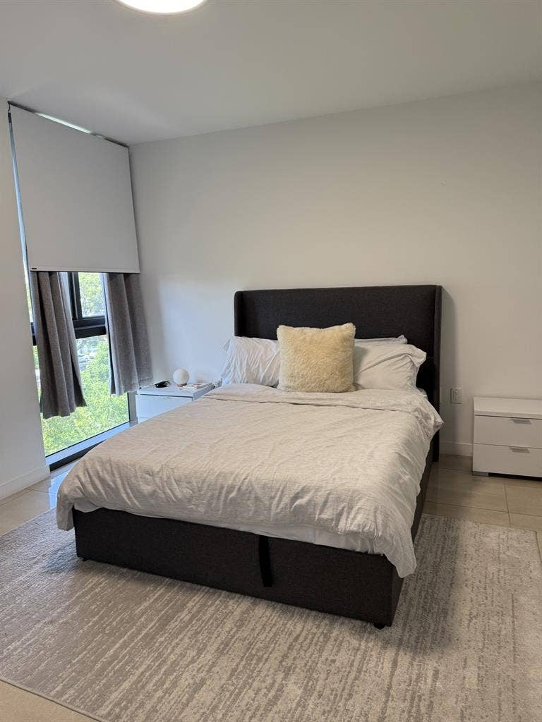 Hola rento habitacion máster