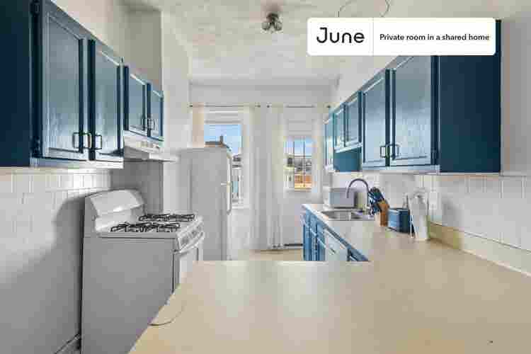 4 BR in Boston