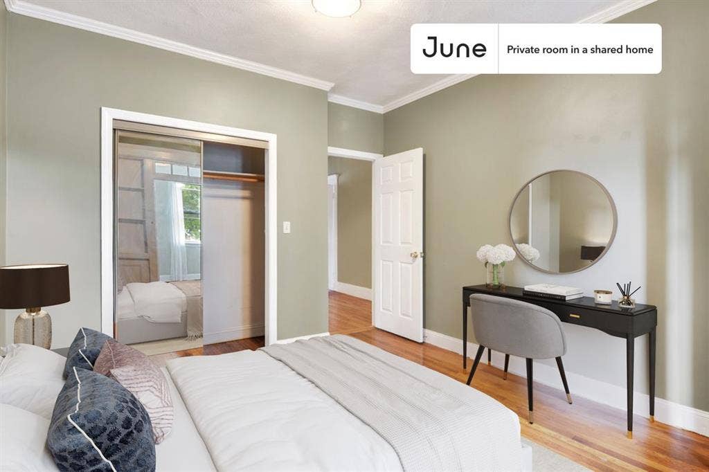 3 BR in Boston