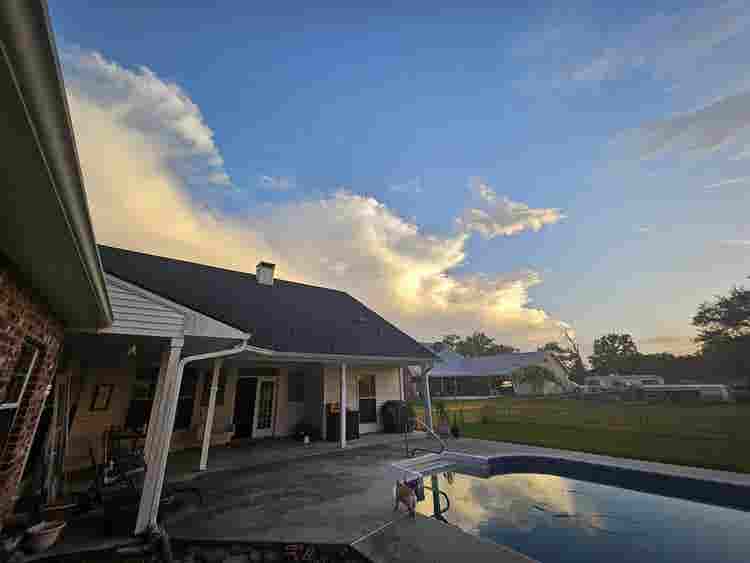 Room in Prairieville