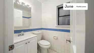 2 BR in New York City