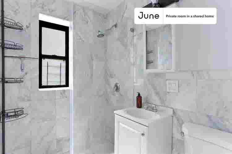 2 BR in New York City