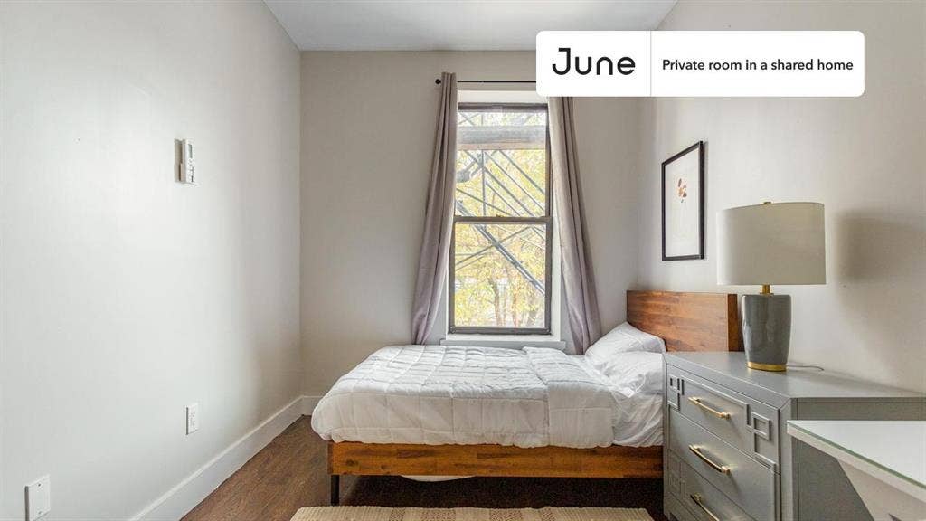 4 BR in New York City