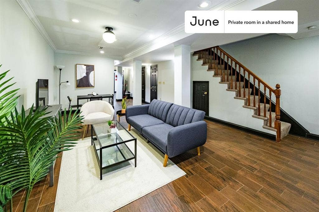 4 BR in Washington DC