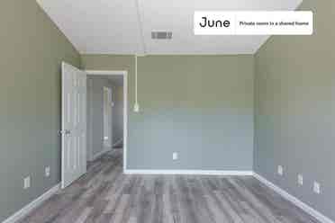 2 BR in Austin