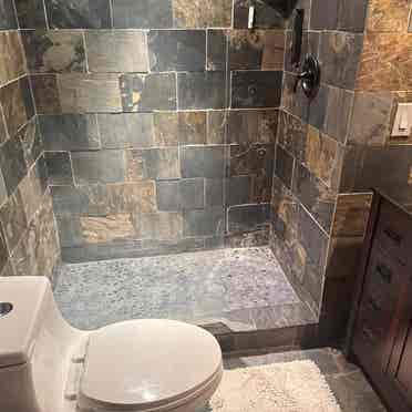 Private room whit bathroom (woman)