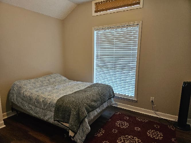 Private Bed/Bath