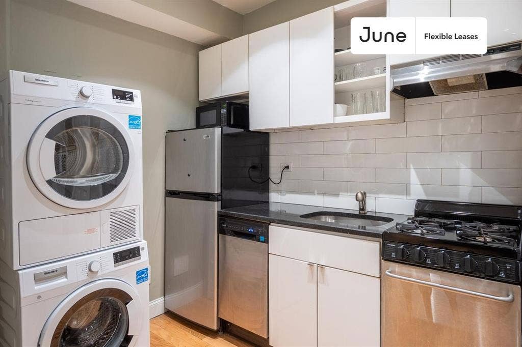 1 BR in New York City