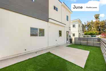4 BR in Los Angeles