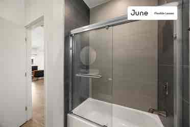 4 BR in Los Angeles