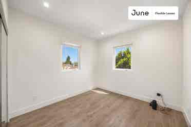 4 BR in Los Angeles