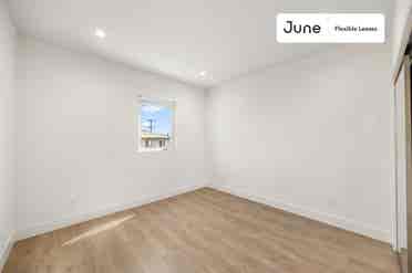 4 BR in Los Angeles