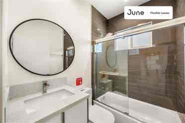 4 BR in Los Angeles