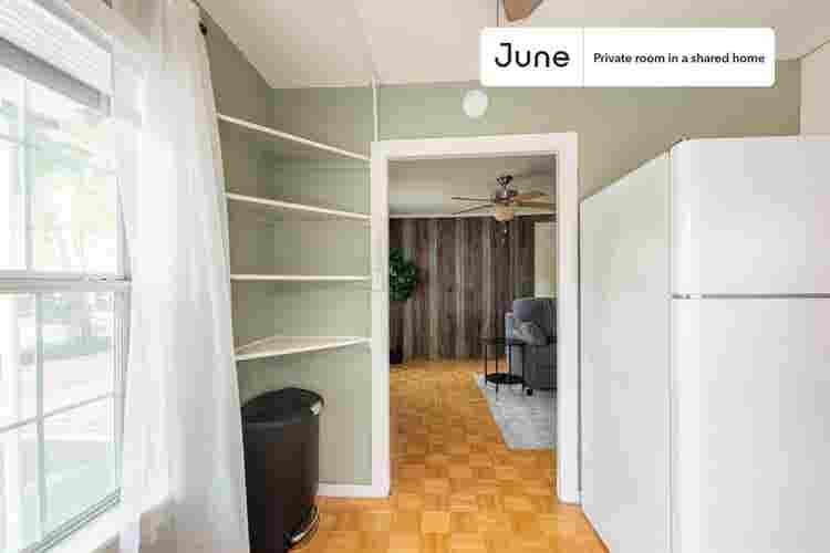 3 BR in Austin
