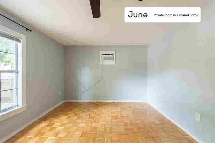 3 BR in Austin