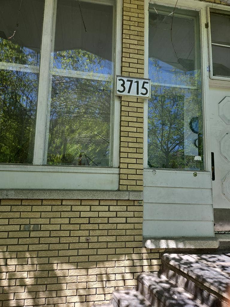 A room to rent in a .
