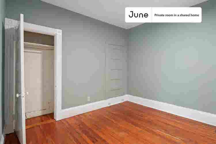 4 BR in Boston