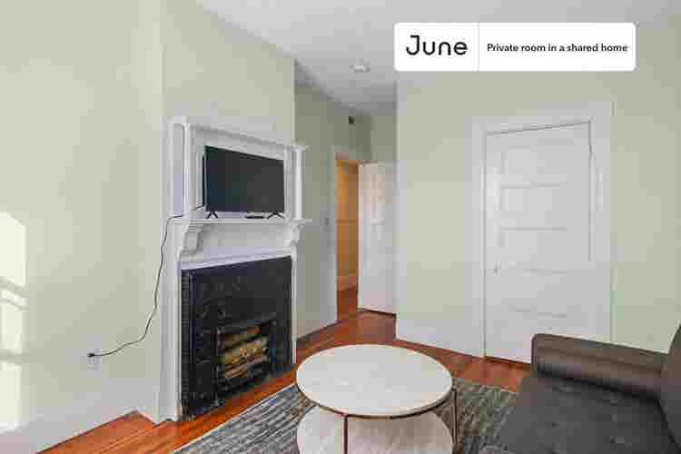 4 BR in Boston