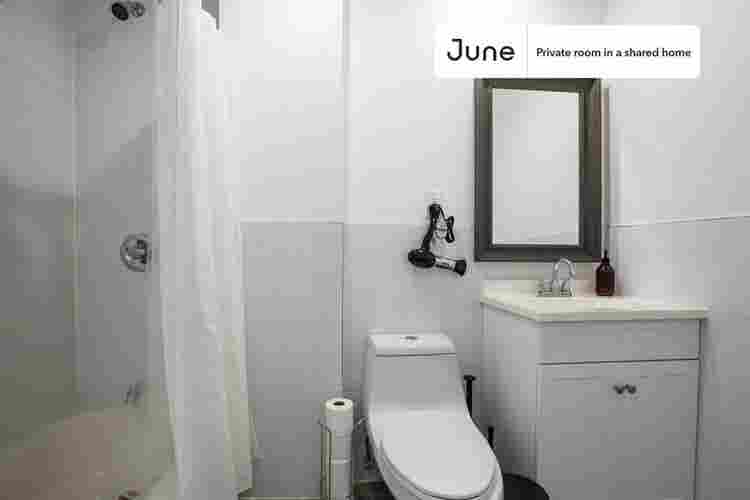 3 BR in New York City