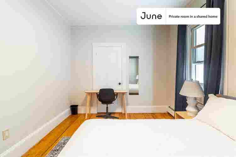 4 BR in Boston