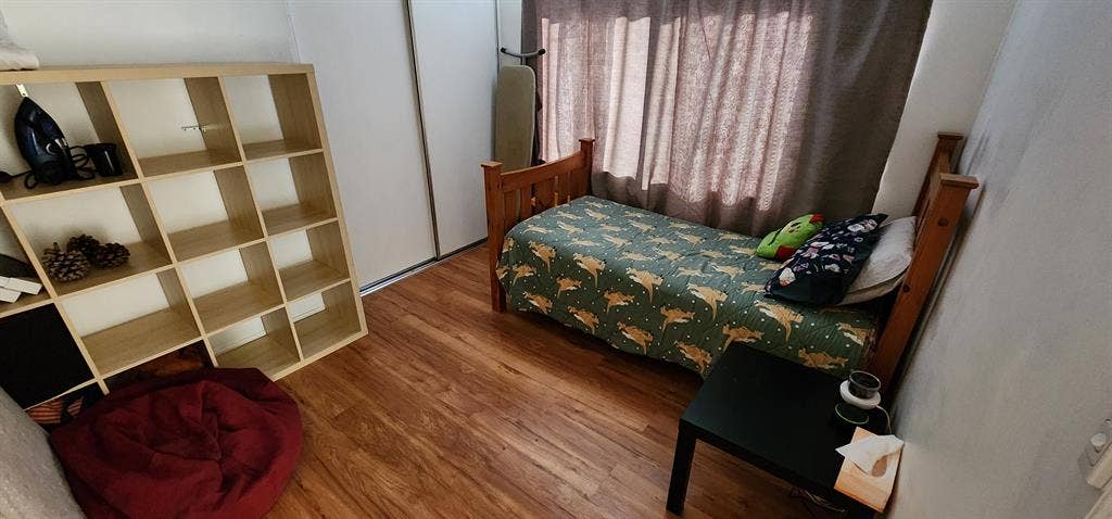 Craigmore home with vacant room