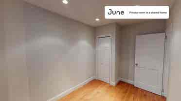 2 BR in New York City